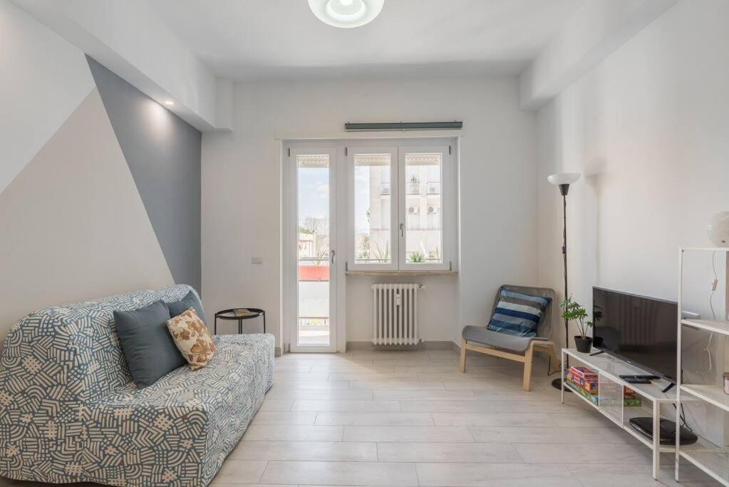 Cinema House In Cinecitta Apartment Rome Luaran gambar